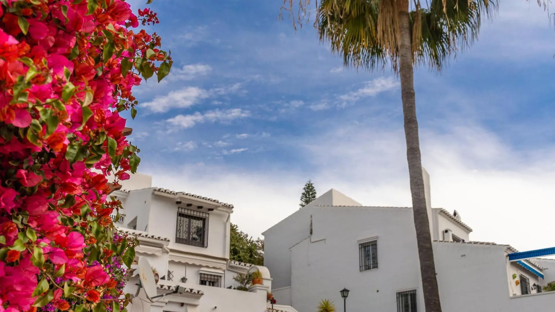 Tetuan 17 Oasis Properties Nerja Apartment